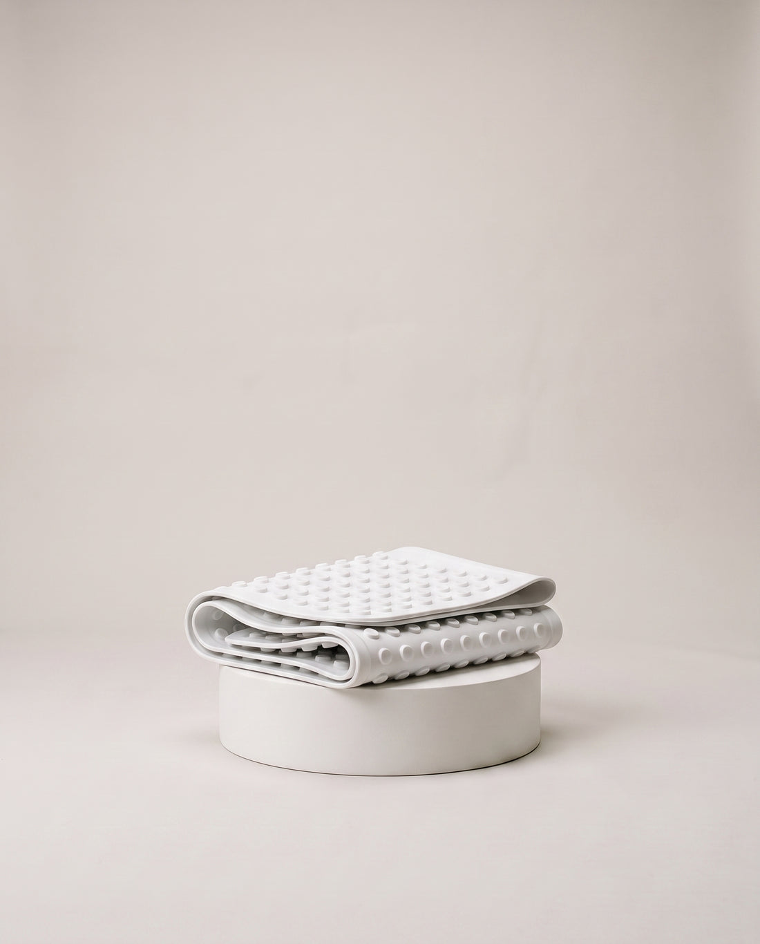 Rubbermaid® Bath Mat with Suction Cups